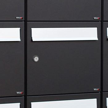 40040070_detail_2_1.jpg